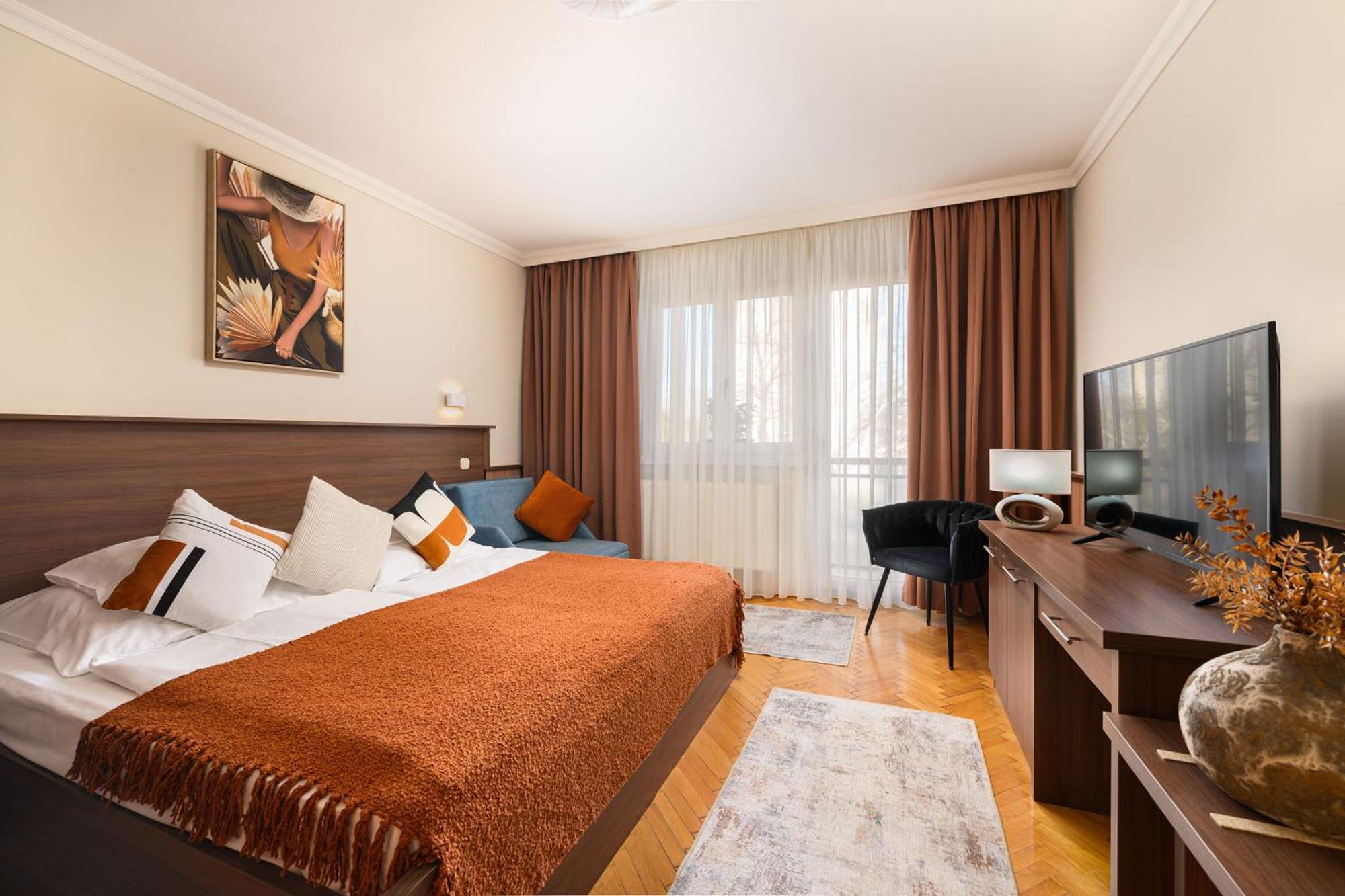 Szilfa Étterem Mariann Apartman Hajdúszoboszló Exterior foto
